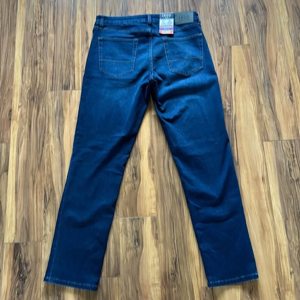 NEW Izod Mens Straight Fit Jeans Classic Style